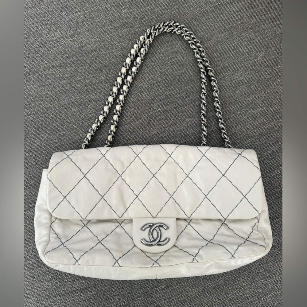 Chanel Classic Bag with Flap - Dark White